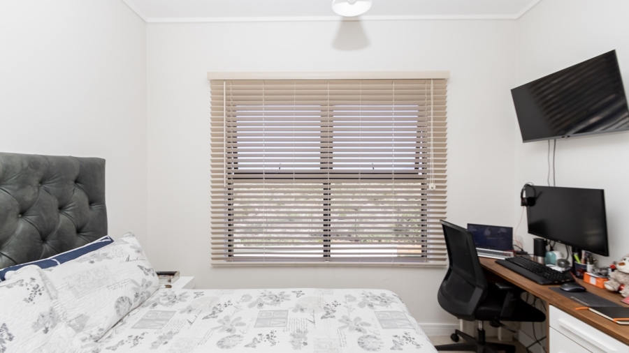 To Let 2 Bedroom Property for Rent in Sandown Western Cape